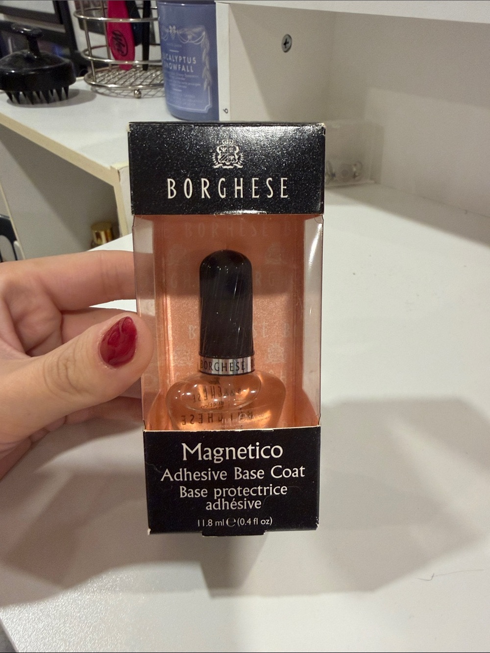 Borghese adhesive base coat